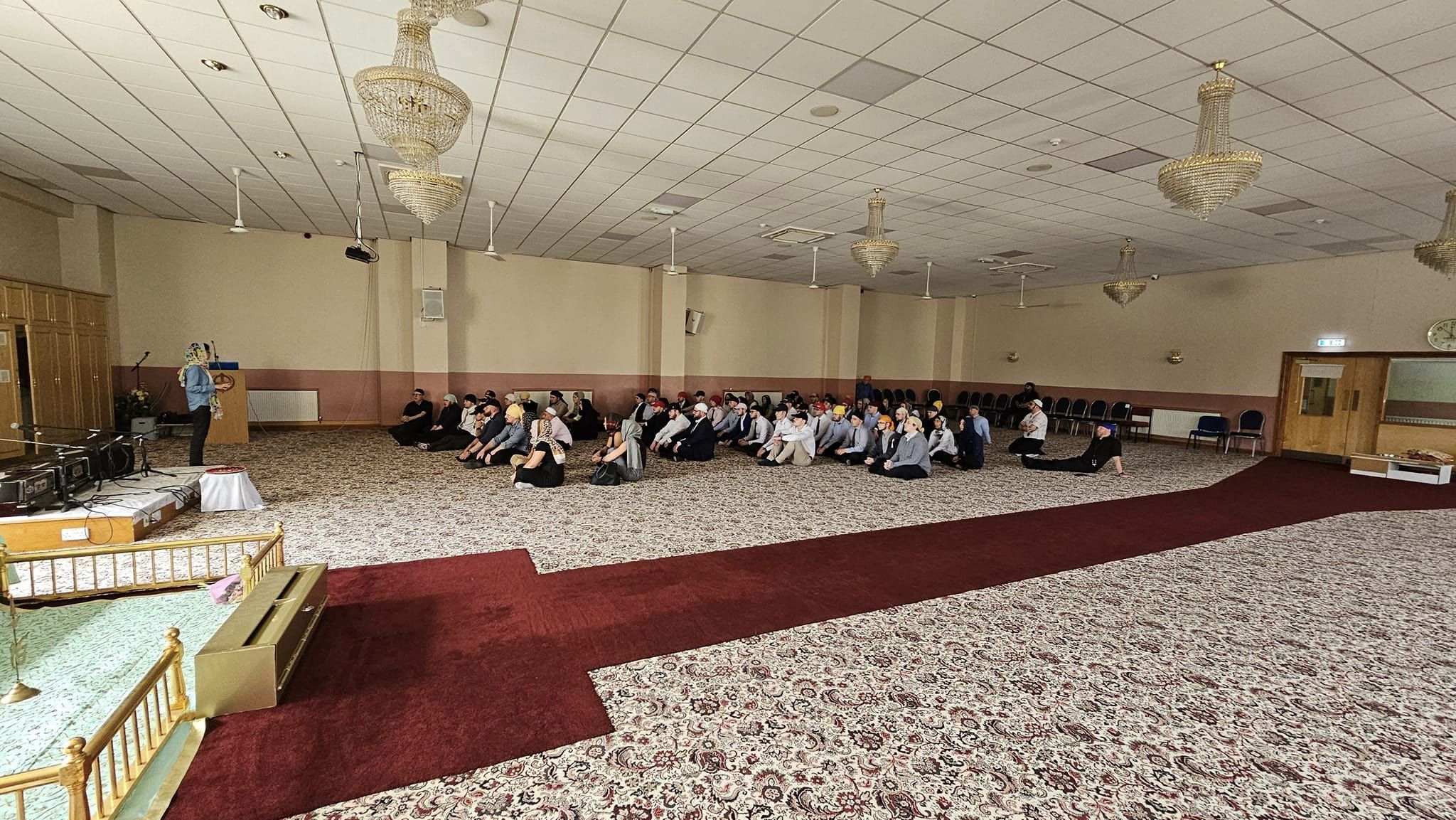 Inside the Diwan Hall